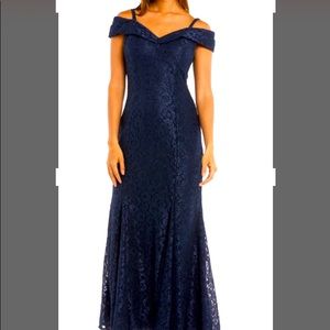 M & Richard Gorgeous Deep Blue Long Formal Gown size 10